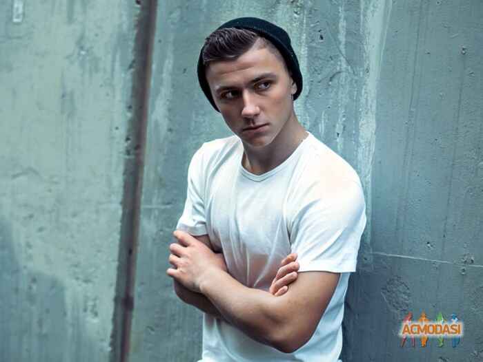 Валерій Миколайович Ярошенко фото №1186404. Завантажено 14 Лютого 2018