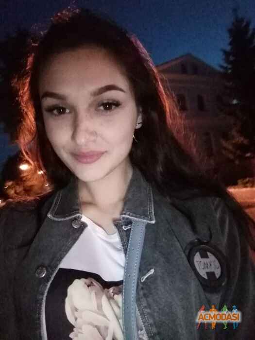 Яна Павленко Леонідівна фото №1428947. Завантажено 30 Липня 2019