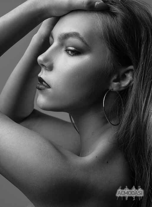 Юлия Сергееана Франчук фото №1503636. Завантажено 31 Січня 2020