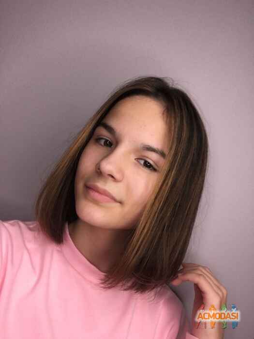 Аміна Ісрапілова Русланівна фото №1369652. Завантажено 24 Лютого 2019
