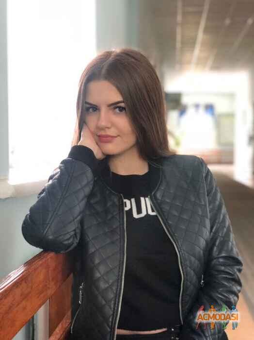 Юля Василівна Удовенко фото №1423848. Завантажено 17 Липня 2019