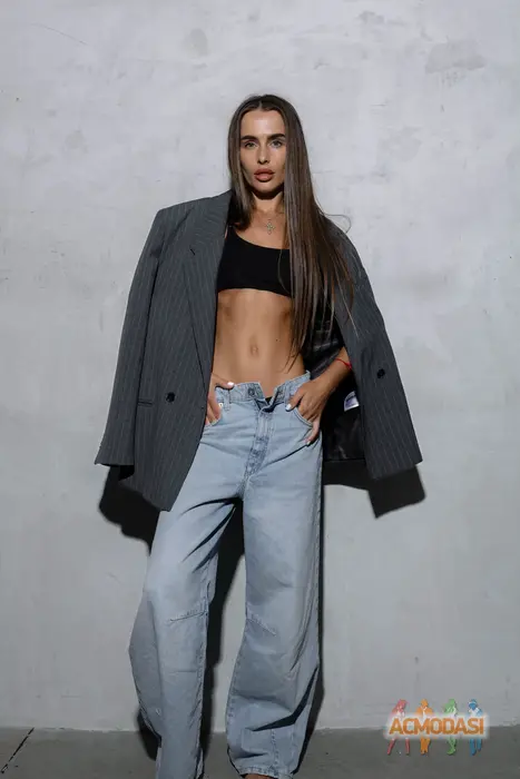 Alla  Lesko фото №1746369. Завантажено 21 Серпня 2025