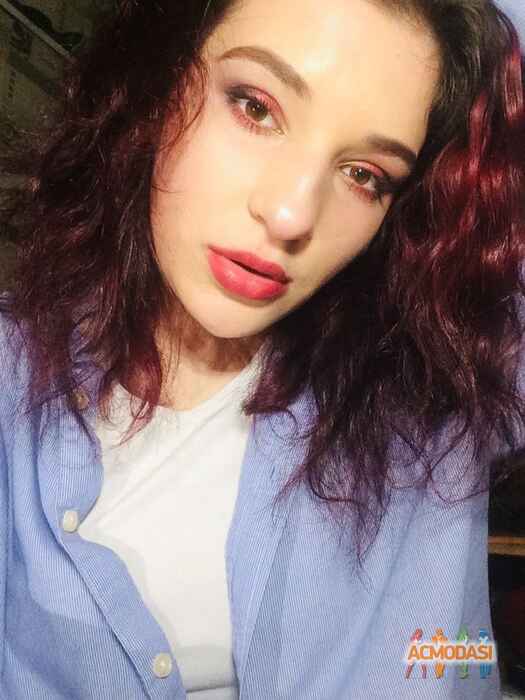 Юлія Миколаївна Дерлюк фото №1527809. Завантажено 06 Травня 2020