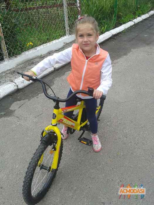 Диана  Дячишин фото №1083487. Завантажено 26 Липня 2017