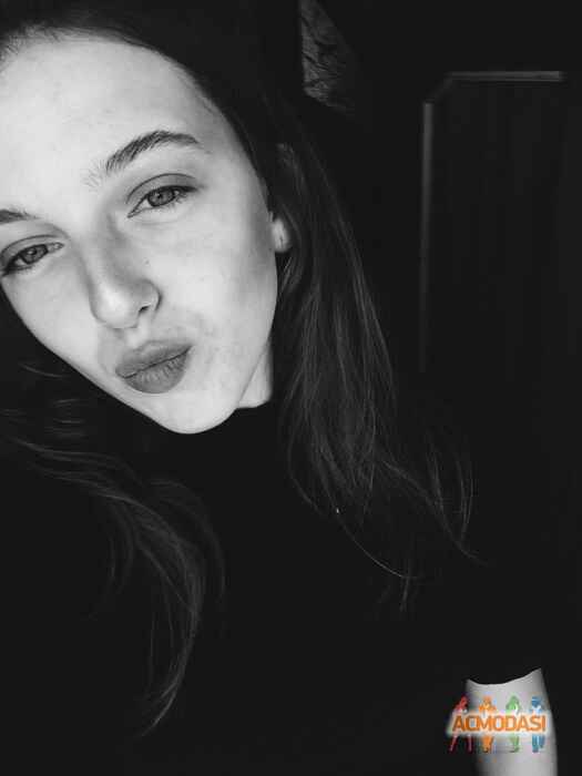 Вероніка Миколаївна Кічурка фото №1166436. Завантажено 17 Січня 2018