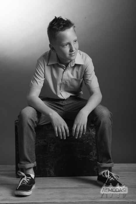 Руслан  Путрин фото №917345. Завантажено 06 Червня 2016