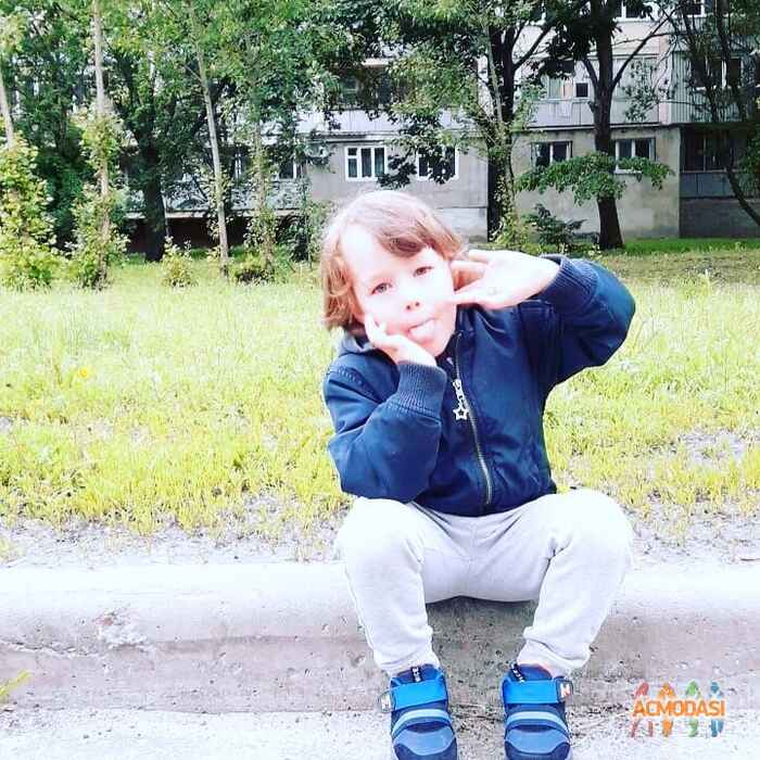 Макс Ярославович Островский фото №1539978. Завантажено 18 Червня 2020