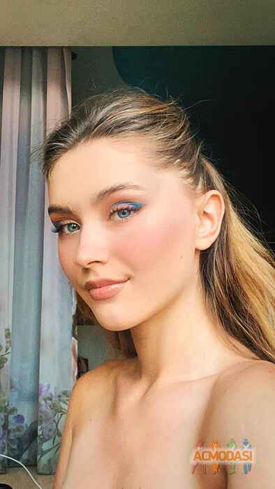 Catherine  Salova фото №1647766. Завантажено 13 Серпня 2021