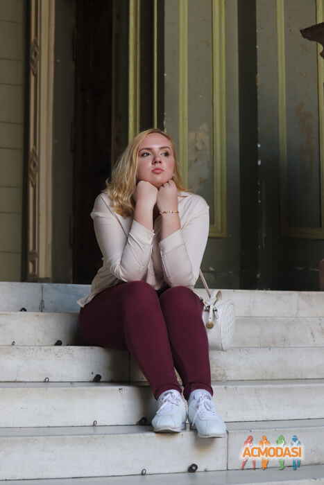 Kateryna   фото №1453406. Завантажено 26 Вересня 2019