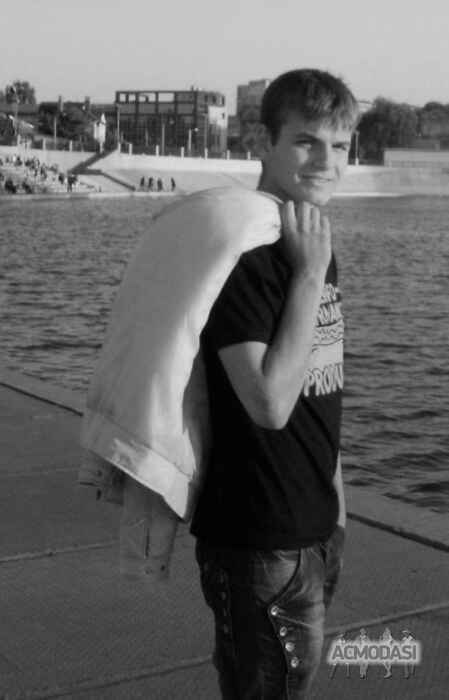 Роман  Заболотний фото №155444. Завантажено 25 Лютого 2012