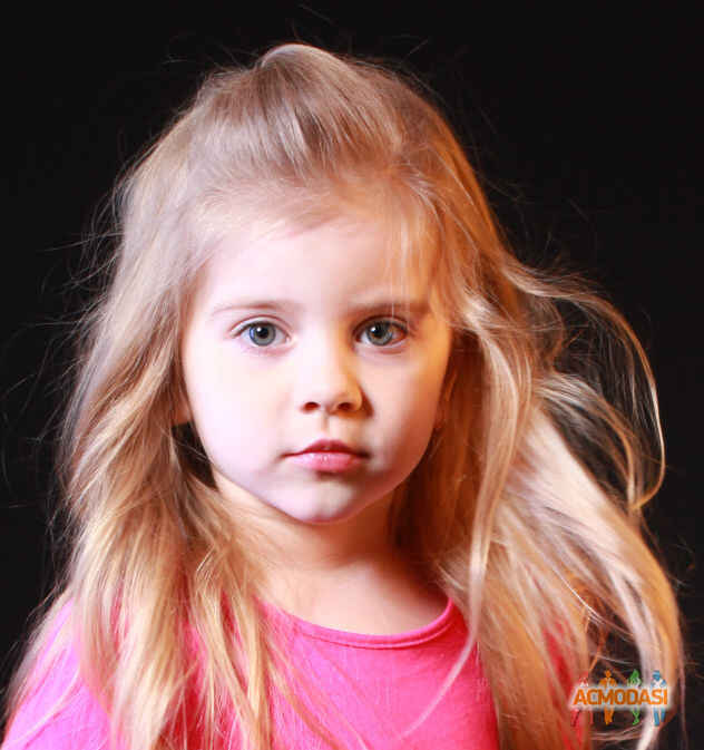 Dominika  Zaporozhets фото №1029031. Завантажено 07 Березня 2017