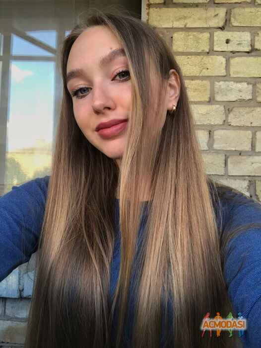 Алена Александровна Олейник фото №1442785. Завантажено 01 Вересня 2019
