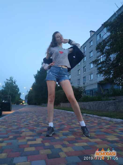 Таня Олександрівна Ткач фото №1478250. Завантажено 21 Листопада 2019