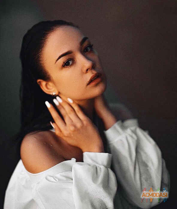 Polina   фото №1587275. Завантажено 27 Листопада 2020