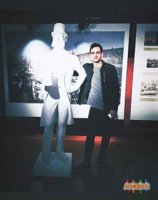 Саша Вадимович Пархоменко фото №1488882. Завантажено 17 Грудня 2019