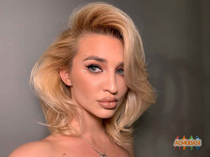 Марта Любомирівн Коцюмбас фото №1542319. Завантажено 26 Червня 2020