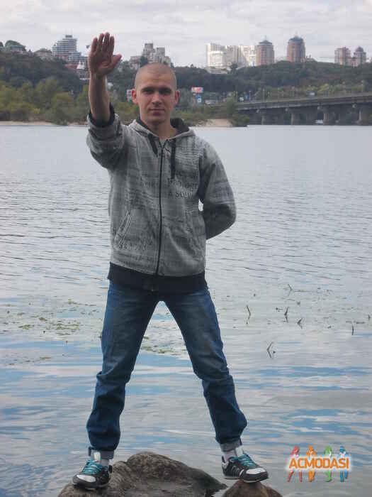 Ярослав   фото №992029. Завантажено 01 Грудня 2016