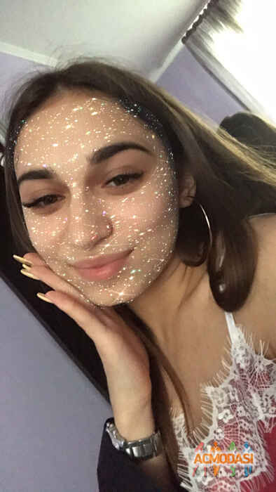 Лариса Олександрівна Левицька (псевд) фото №1529361. Завантажено 13 Травня 2020