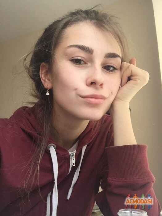 Юліана Володимирівна Братковська фото №1186548. Завантажено 14 Лютого 2018