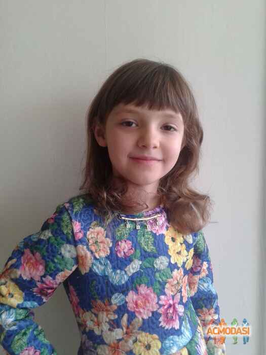 Iлона Ренатiвна Iбрагiмова фото №1024099. Завантажено 23 Лютого 2017