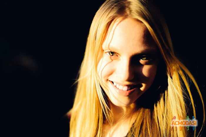 Юлія Анна Ігорівна Козанкевич фото №1164481. Завантажено 14 Січня 2018