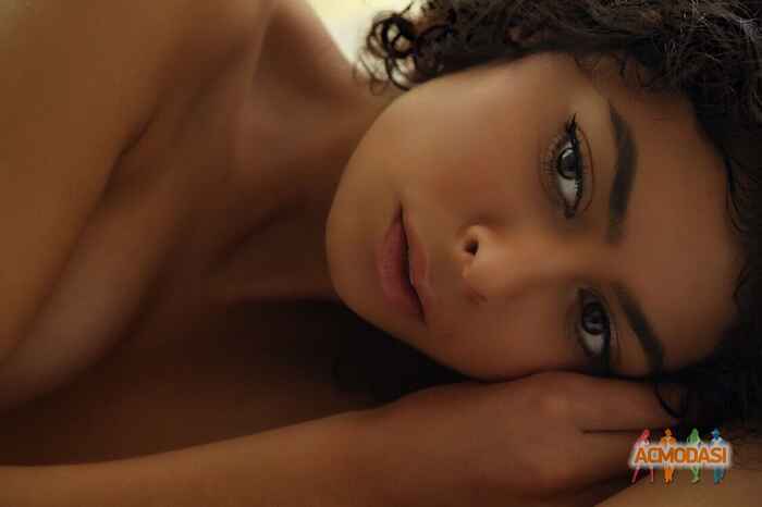 Анжелика Андреевна Бондаренко фото №1487365. Завантажено 12 Грудня 2019