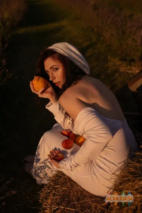 Олена  Тарасівна фото №1751167. Завантажено 04 Січня 2026