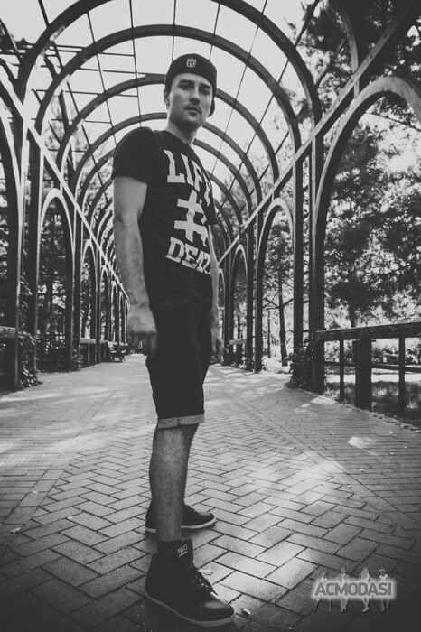 Денис  Котенко фото №1031867. Завантажено 15 Березня 2017