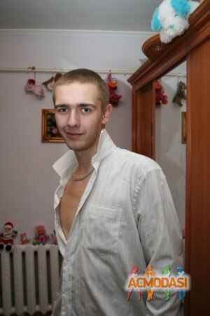 Денис Виталиевич Кириченко фото №558139. Завантажено 24 Грудня 2013