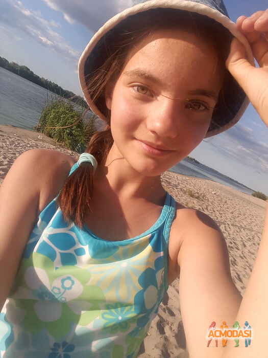 Злата Миколаївна Бічева фото №1080149. Завантажено 18 Липня 2017