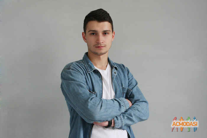 Назар  Вигівський фото №1145116. Завантажено 29 Листопада 2017