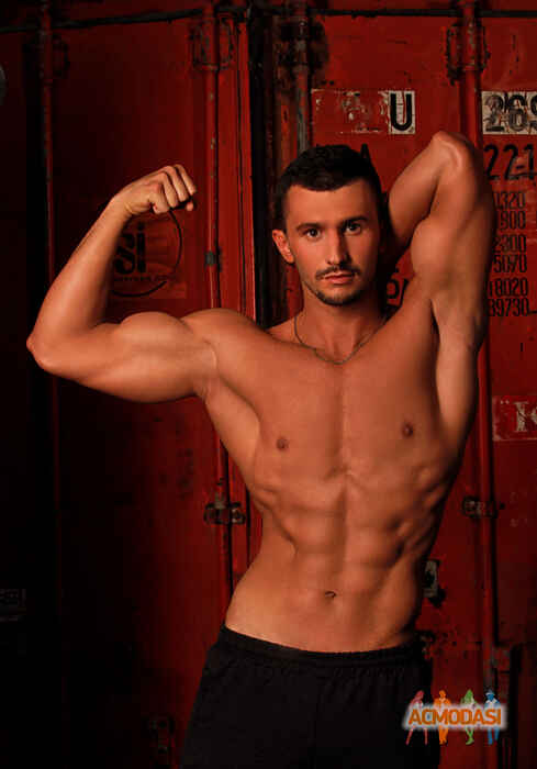 Евгений Виталиевич Кривоножко фото №1092036. Завантажено 16 Серпня 2017