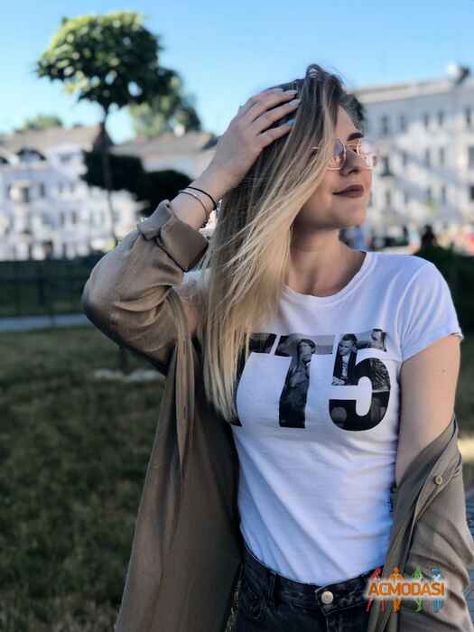 Яна Валентинівна Рудик фото №1242576. Завантажено 09 Червня 2018