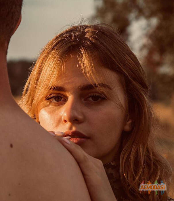 Lera  Chesna фото №1672588. Завантажено 16 Грудня 2021