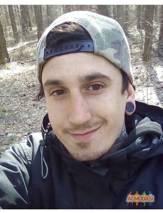 Евгений Александрович Сыч фото №1524940. Завантажено 25 Квітня 2020