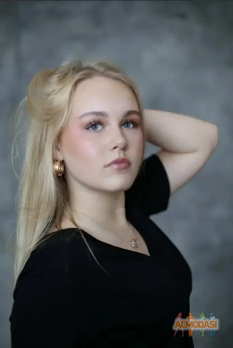 Анастасія  Зубенко фото №1749510. Завантажено 14 Листопада 2025