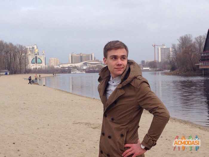 Oleg   фото №776077. Завантажено 26 Грудня 2014