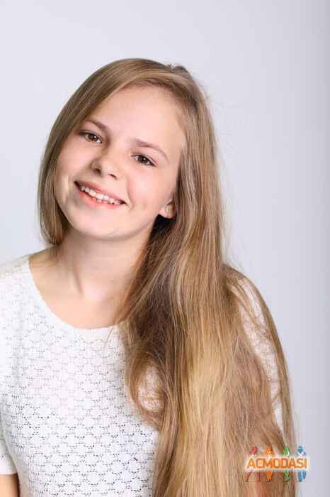 Олександра Миколаївна Школьненко фото №1460102. Завантажено 12 Жовтня 2019