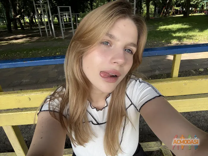 Яна  Палатна фото №1745805. Завантажено 03 Серпня 2025