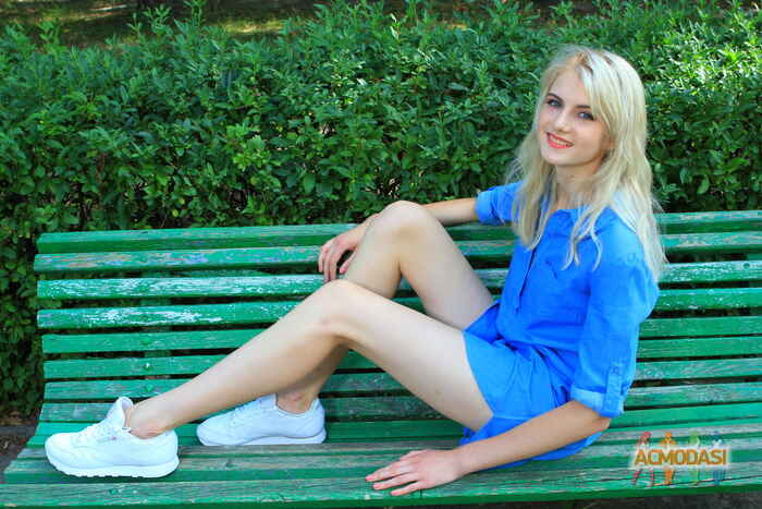 Діана Романівна Лазарчук фото №1083054. Завантажено 25 Липня 2017