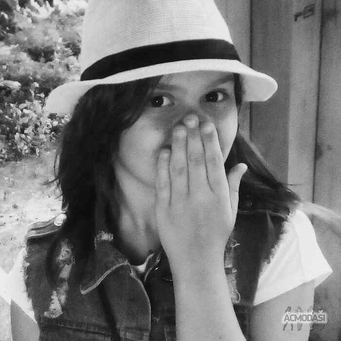 Милана Витальевна Пономаренко фото №1148027. Завантажено 04 Грудня 2017