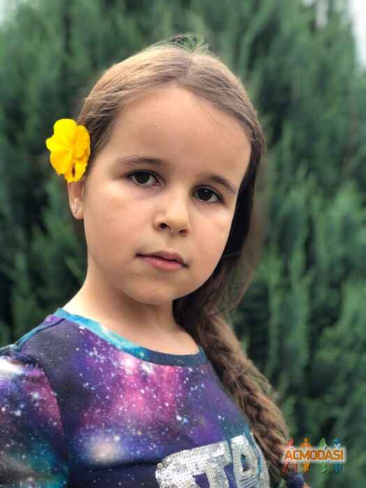 Олександра Василівна Мадяр фото №1537836. Завантажено 11 Червня 2020