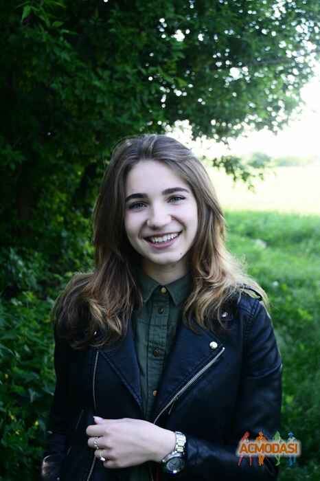 Ангеліна Юріївна Чередніченко фото №1406328. Завантажено 02 Червня 2019