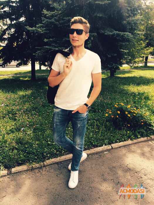 Руслан Хомич Володимирович фото №1099272. Завантажено 03 Вересня 2017