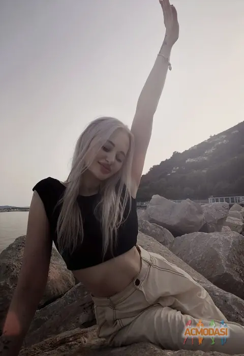 Юліана  Двірська фото №1743132. Завантажено 17 Травня 2025