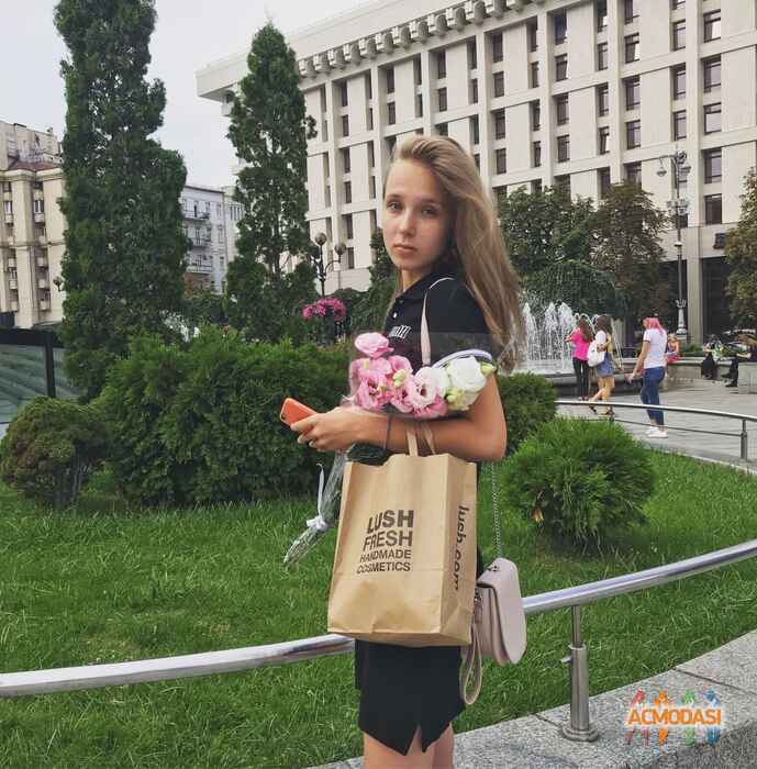 Оля Валентинівна Трембовецька фото №1449335. Завантажено 16 Вересня 2019