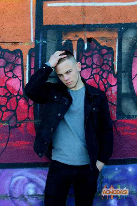 Roman Aleksandrovich Shchybria фото №1125824. Завантажено 28 Жовтня 2017