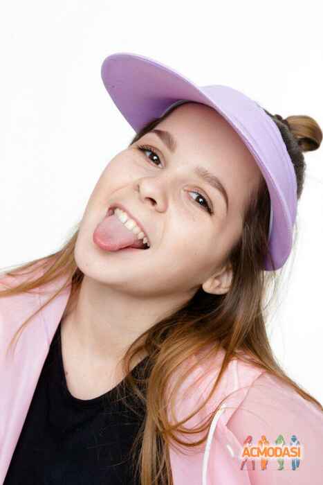 Карина  Киевская фото №1038732. Завантажено 01 Квітня 2017