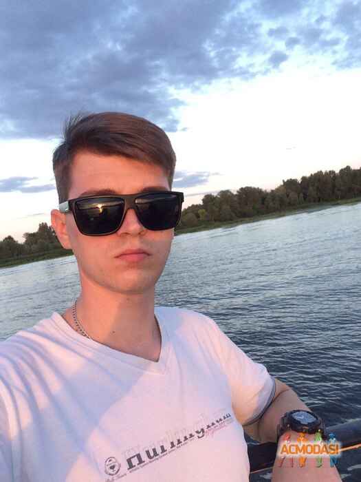 Денис Андреевич Хаджинов фото №1226062. Завантажено 30 Квітня 2018