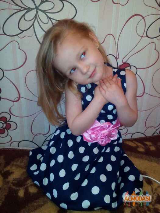 Юличка  Куценко фото №1077422. Завантажено 11 Липня 2017